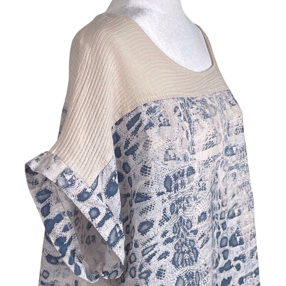 LUNGO L'ARNO Linen Blouse Top Size 1X Snakeskin Print Beige Blue EUC Italy - Picture 1 of 16